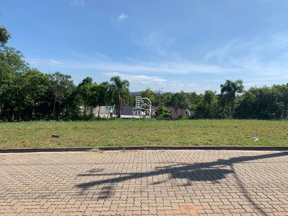 Terreno, 303 m² - Foto 1