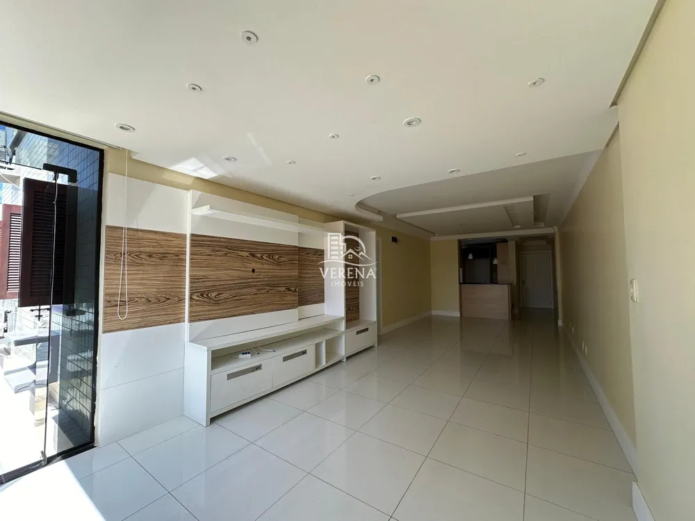 Apartamento, 3 quartos, 254 m² - Foto 2