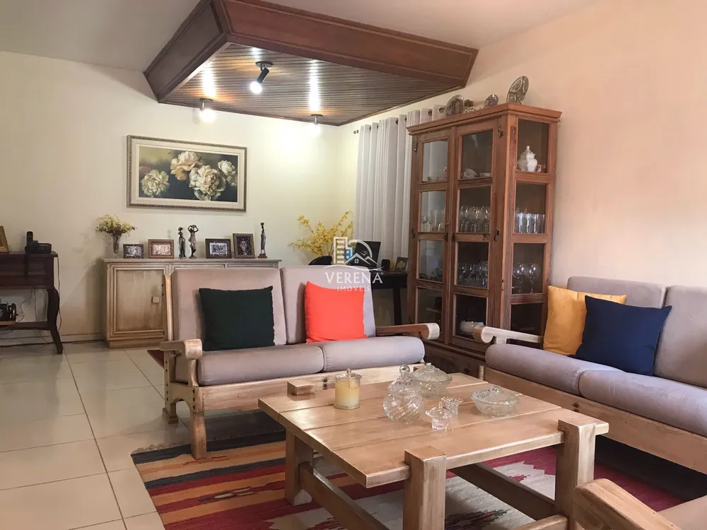 Casa, 4 quartos, 262 m² - Foto 4