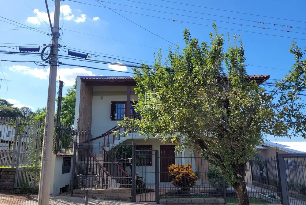 Casa, 5 quartos, 273 m² - Foto 1