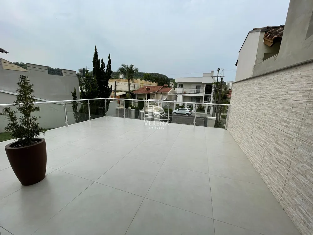 Casa, 4 quartos, 256 m² - Foto 3
