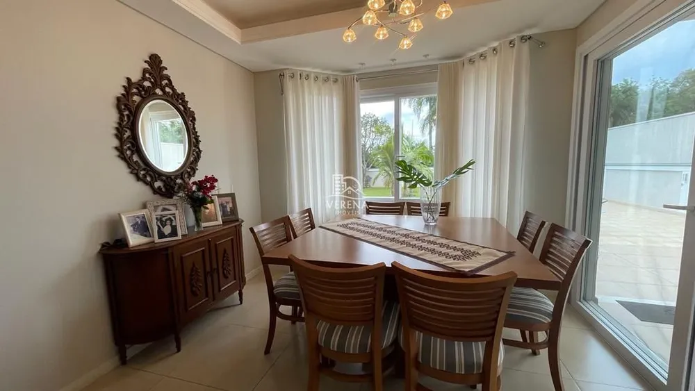 Casa, 3 quartos, 193 m² - Foto 1