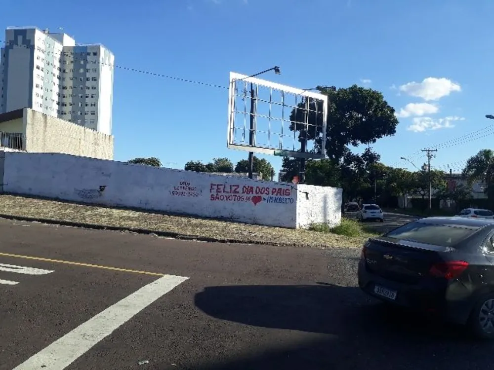 Loteamento e Condomínio - Foto 1
