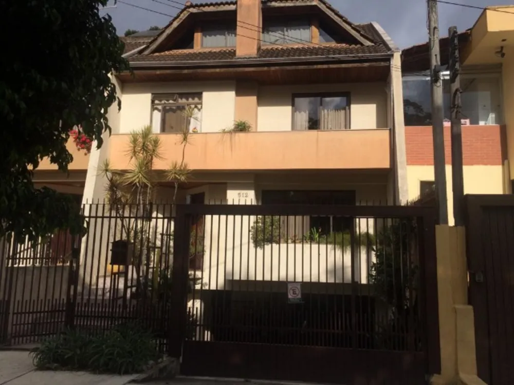 Sobrado, 3 quartos, 230 m² - Foto 1