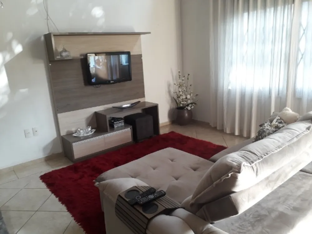 Casa, 3 quartos, 204 m² - Foto 4