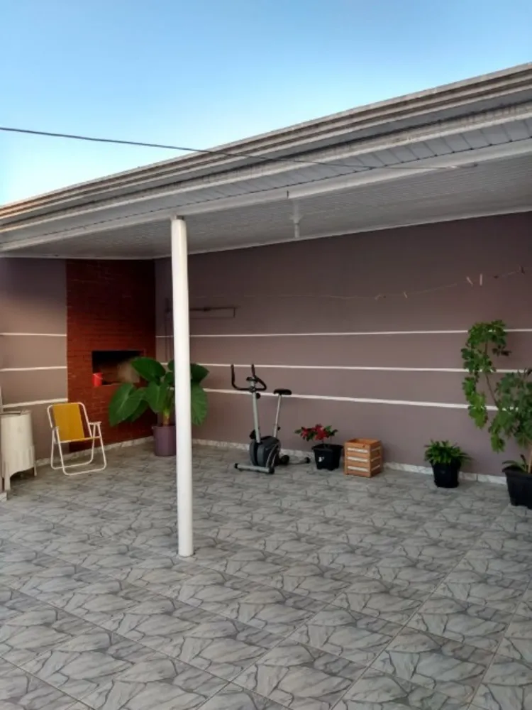 Casa, 3 quartos, 200 m² - Foto 1