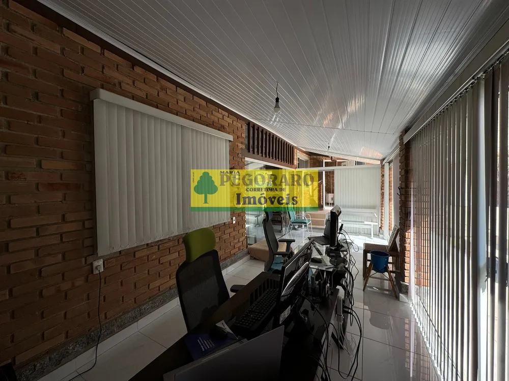 Casa, 4 quartos, 250 m² - Foto 11