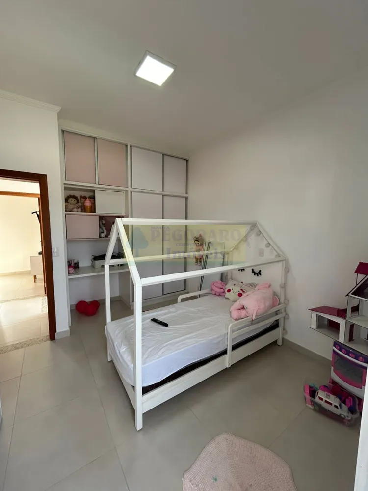 Casa, 4 quartos, 300 m² - Foto 11