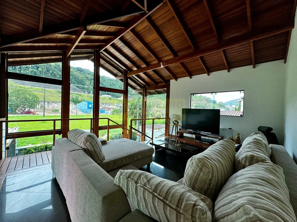 Casa, 3 quartos, 202 m² - Foto 6
