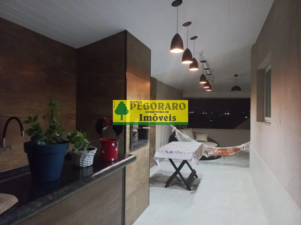 Casa, 3 quartos, 248 m² - Foto 3