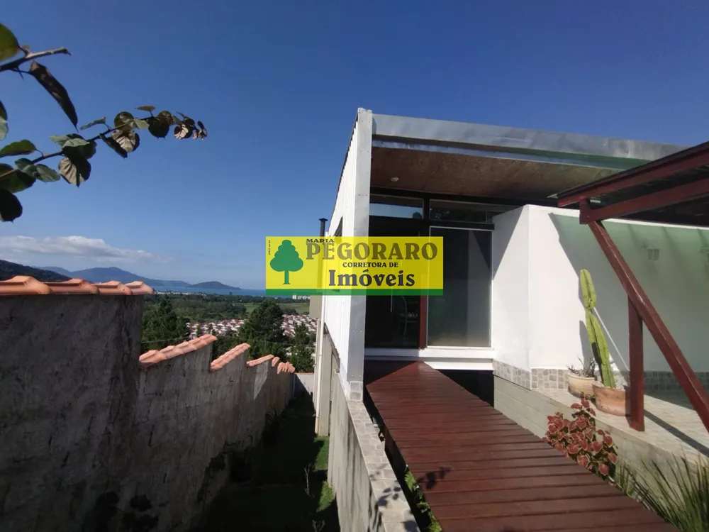 Casa, 3 quartos, 146 m² - Foto 1