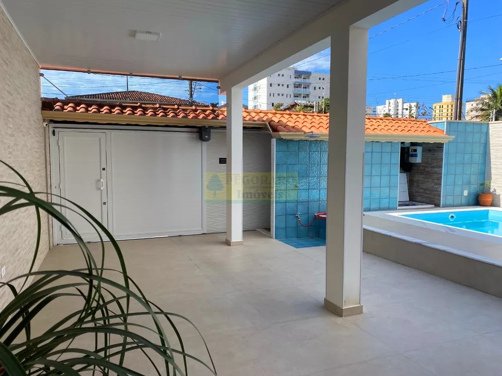 Casa à venda com 3 quartos, 345m² - Foto 2