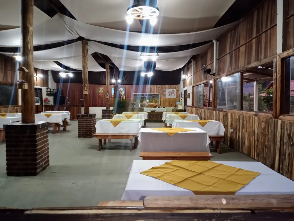 Sítio, 13 quartos, 10000 m² - Foto 2