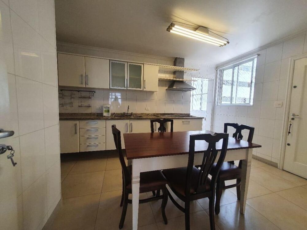 Apartamento, 3 quartos, 220 m² - Foto 2