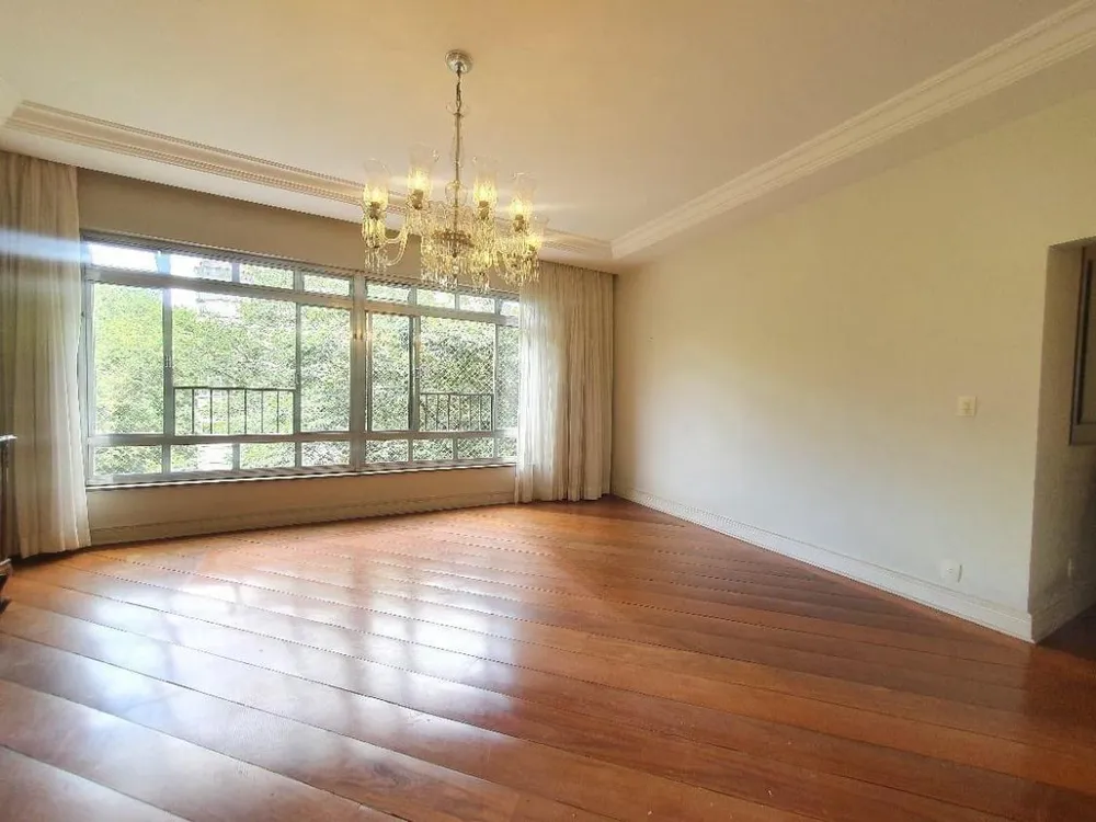 Apartamento, 3 quartos, 220 m² - Foto 1