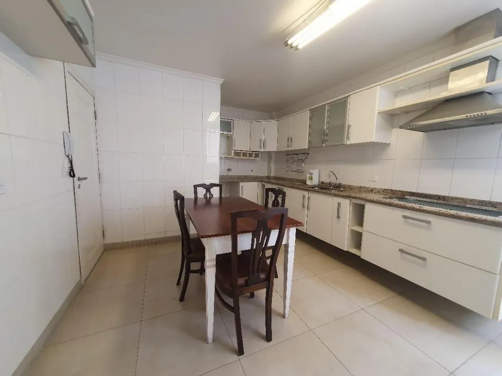 Apartamento, 3 quartos, 220 m² - Foto 18