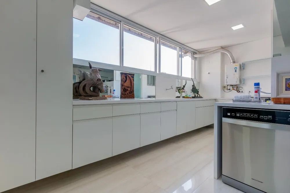 Apartamento, 3 quartos, 180 m² - Foto 9