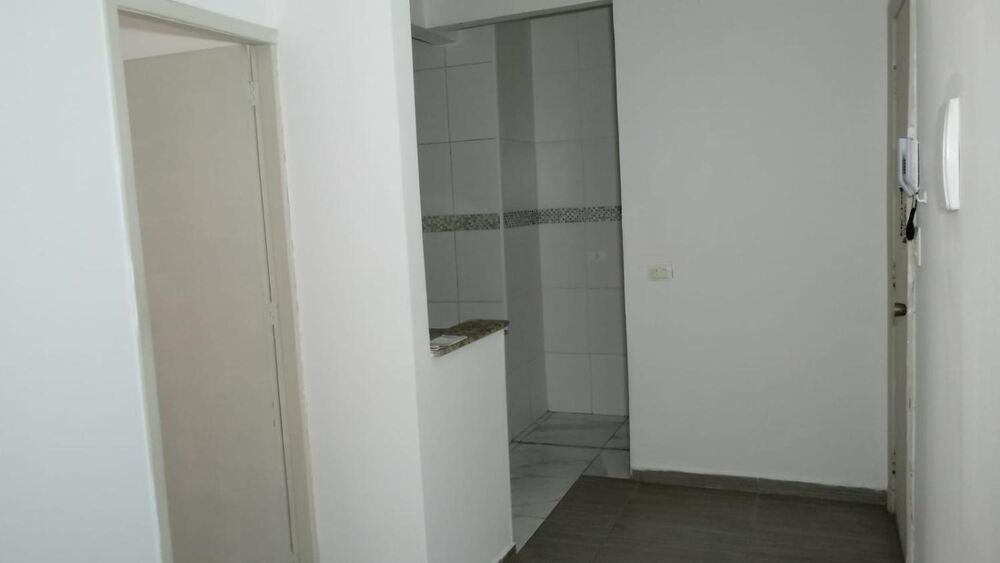 Apartamento à venda com 1 quarto, 30m² - Foto 3