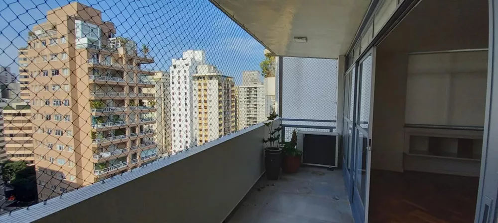 Apartamento para alugar com 3 quartos, 274m² - Foto 3