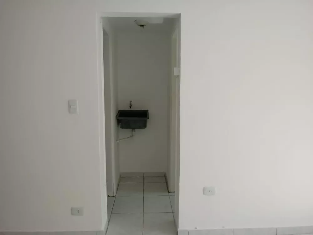 Kitnet e Studio à venda e aluguel com 1 quarto, 28m² - Foto 6