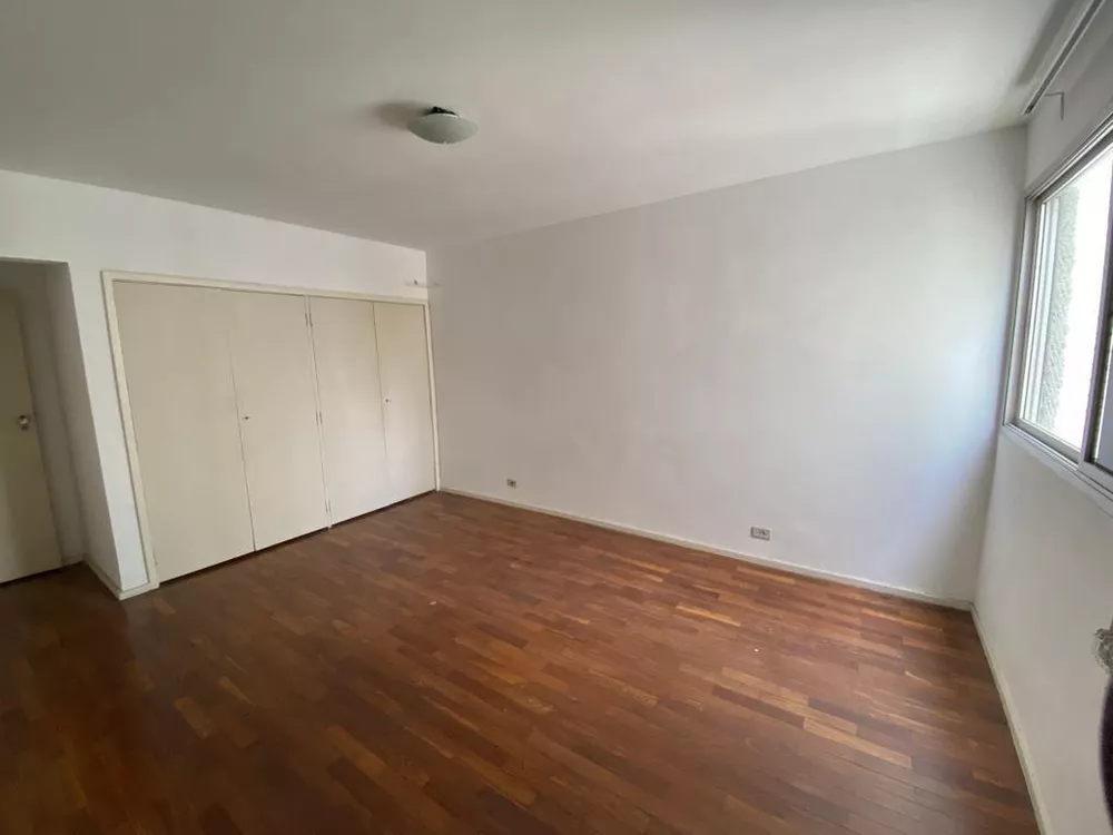 Apartamento à venda com 3 quartos, 130m² - Foto 5