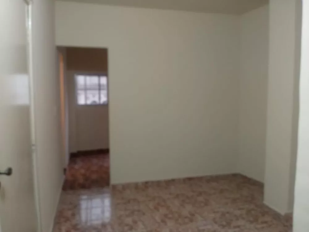 Apartamento à venda com 1 quarto, 37m² - Foto 5