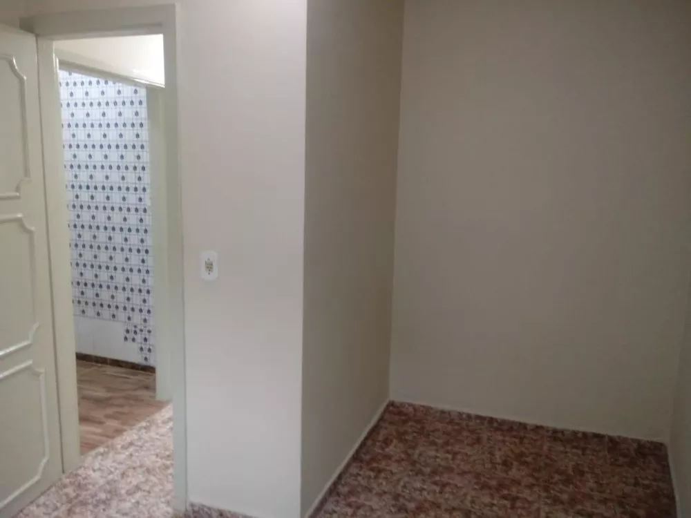 Apartamento à venda com 1 quarto, 37m² - Foto 7