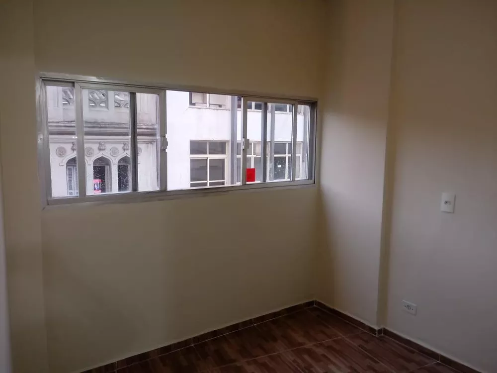 Apartamento à venda com 1 quarto, 37m² - Foto 2