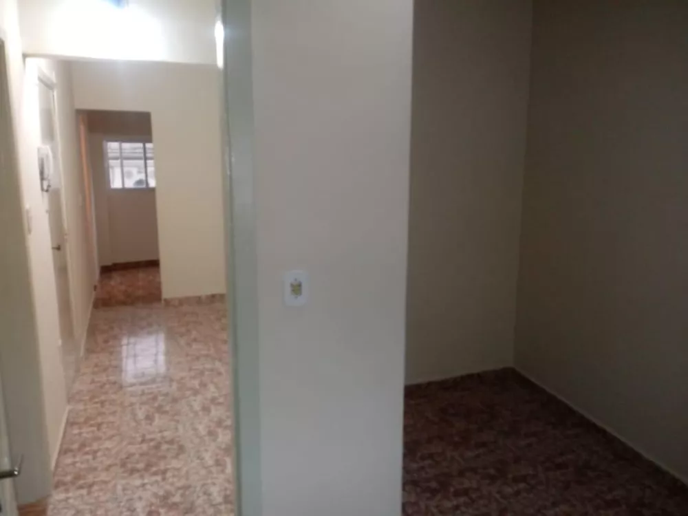 Apartamento à venda com 1 quarto, 37m² - Foto 9