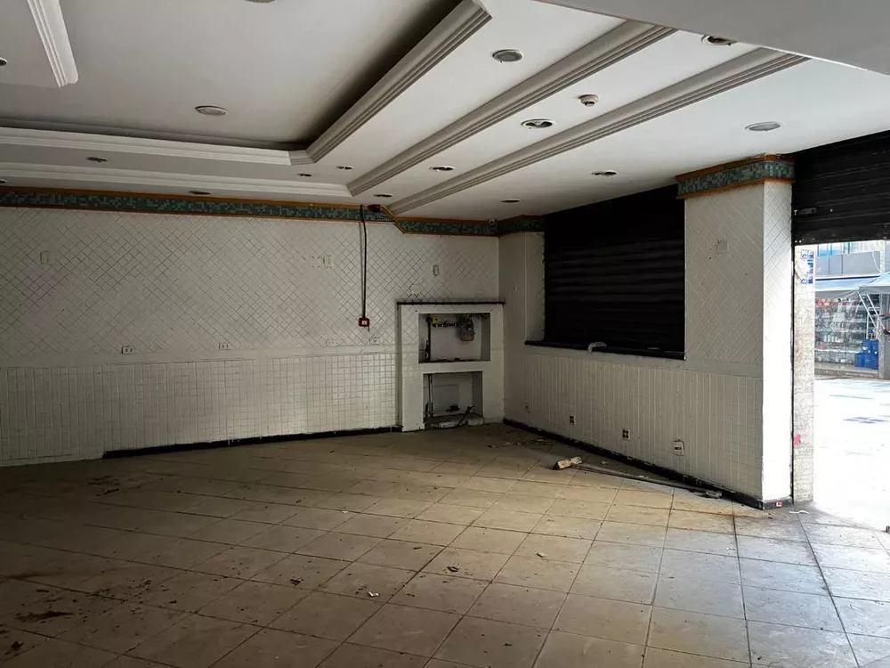 Loja-Salão, 200 m² - Foto 1