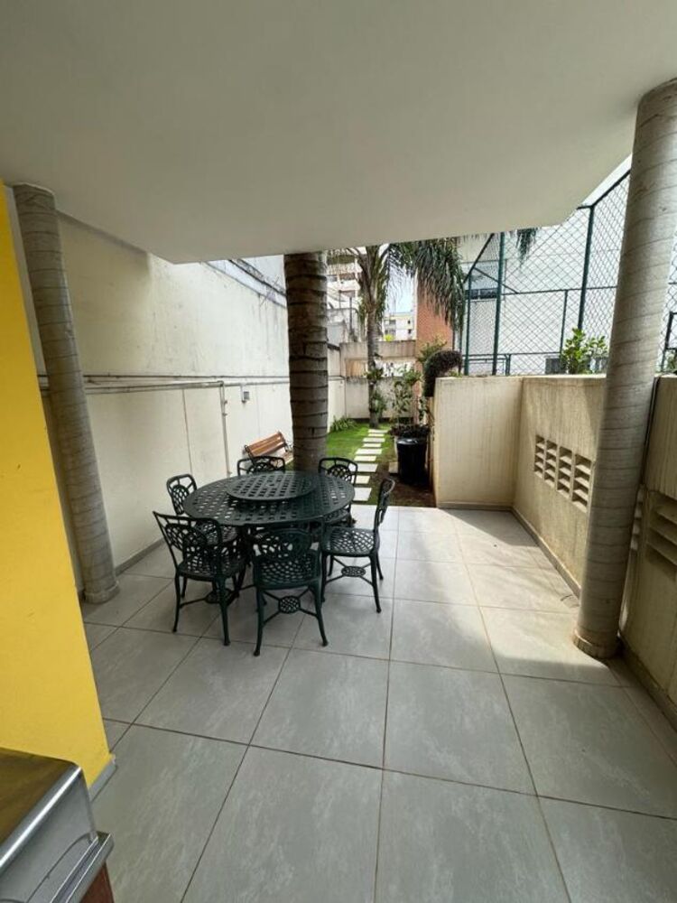 Apartamento para alugar com 3 quartos, 95m² - Foto 12