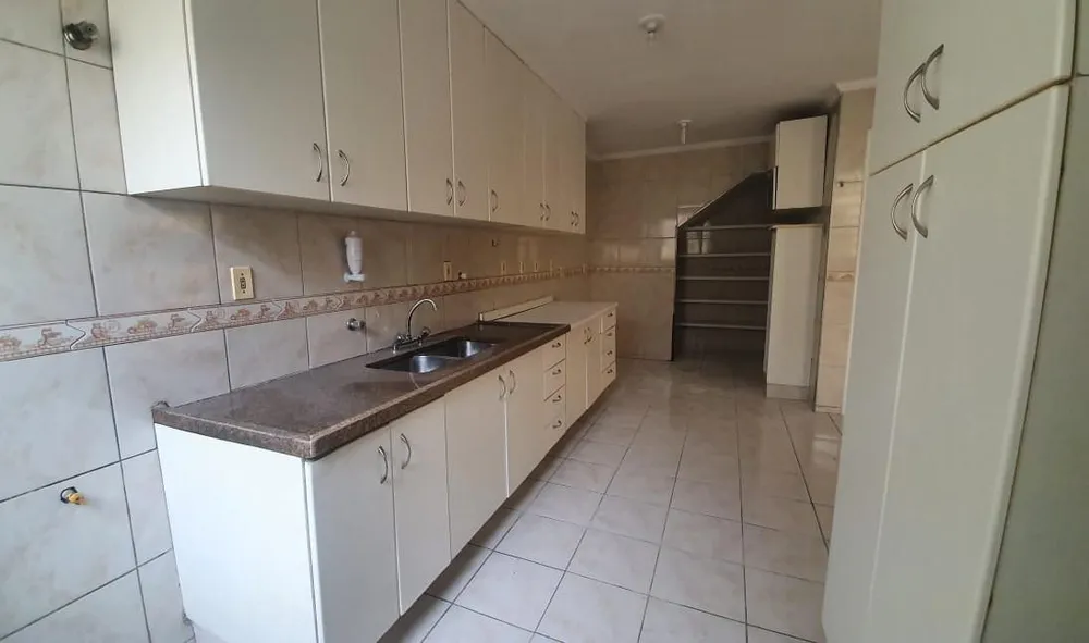 Casa, 3 quartos, 230 m² - Foto 6