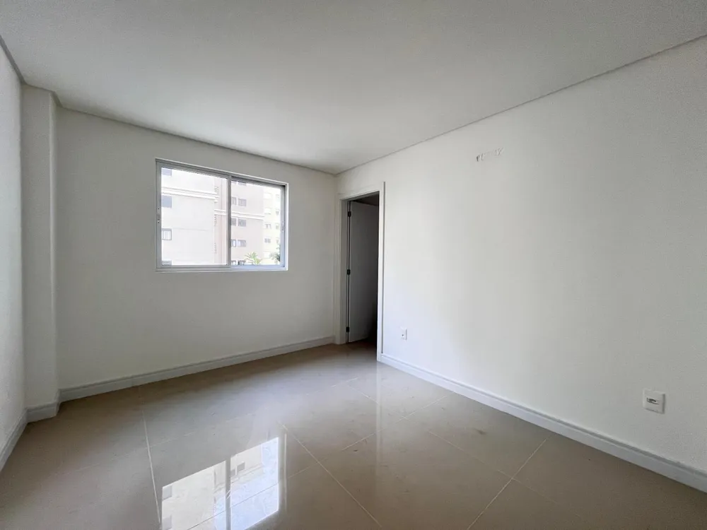 Apartamento, 3 quartos, 120 m² - Foto 1