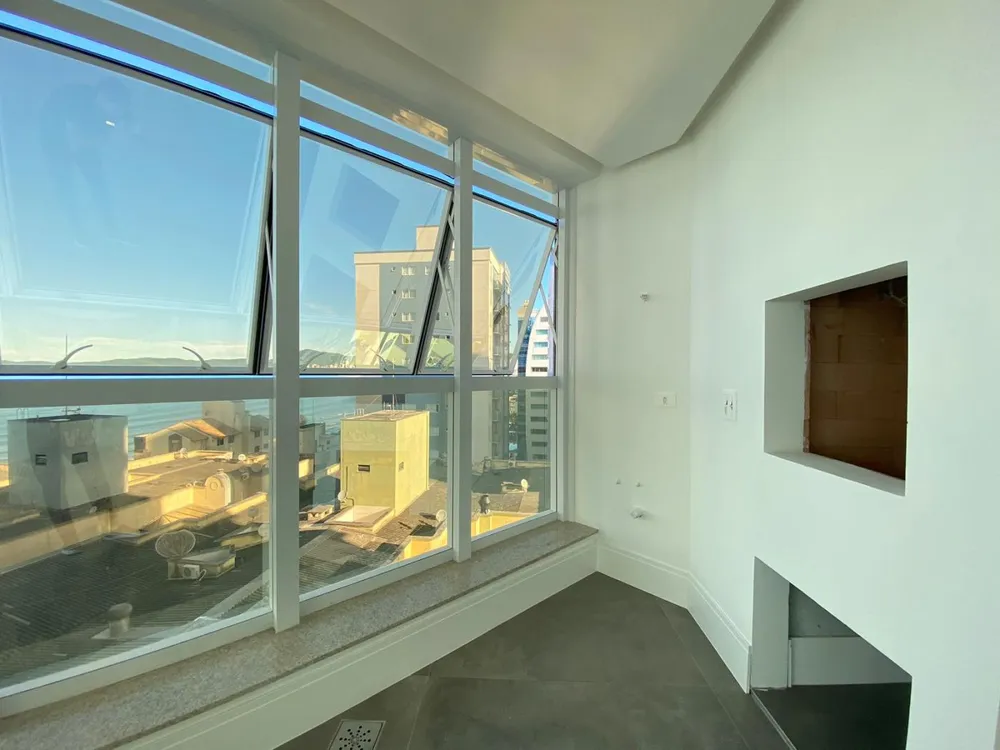 Casa, 4 quartos, 172 m² - Foto 1