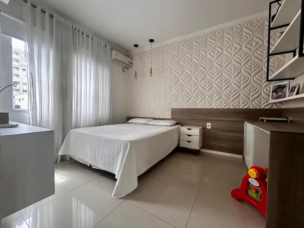 Apartamento, 4 quartos, 241 m² - Foto 9
