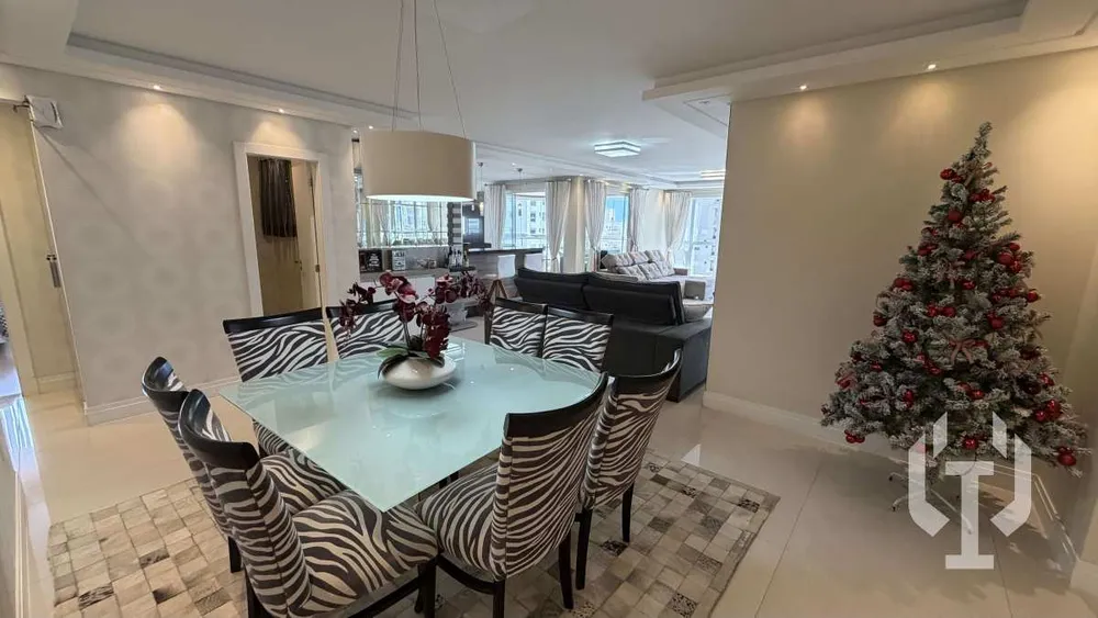 Apartamento, 3 quartos, 185 m² - Foto 2