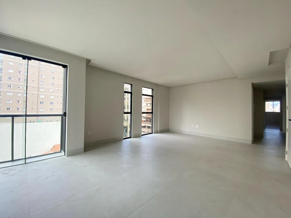 Apartamento, 3 quartos, 125 m² - Foto 1