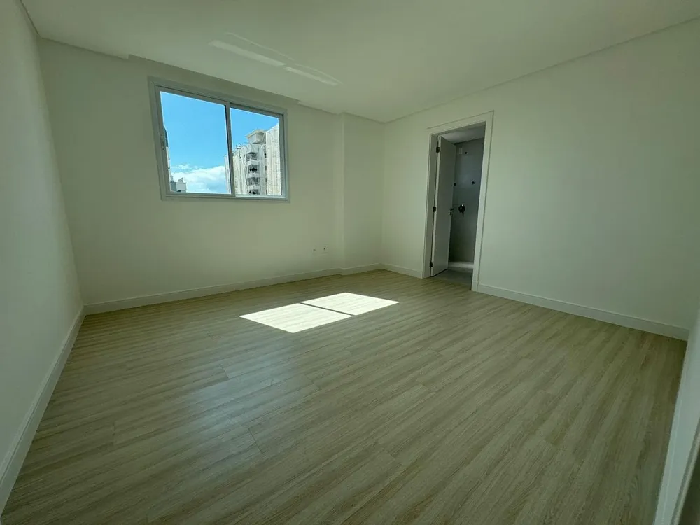 Apartamento, 3 quartos, 129 m² - Foto 3