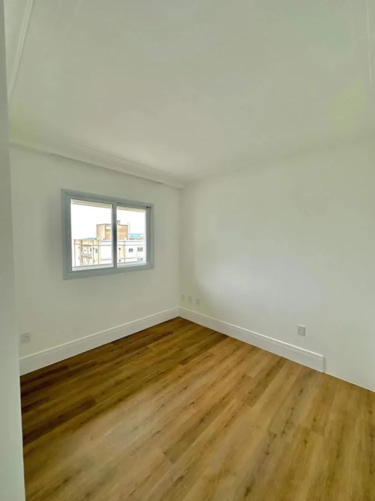 Casa, 4 quartos, 157 m² - Foto 4