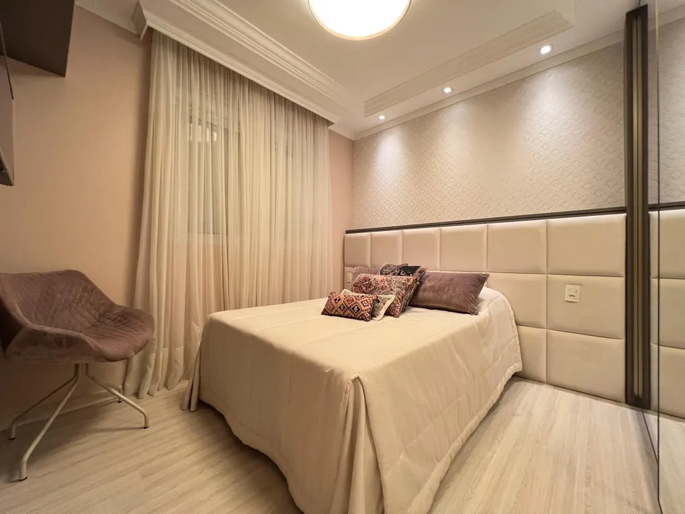 Casa, 4 quartos, 182 m² - Foto 2