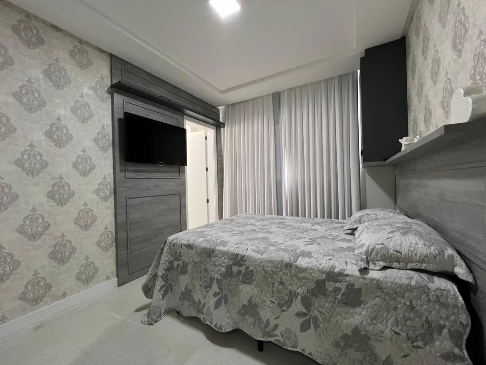 Apartamento, 3 quartos, 107 m² - Foto 2