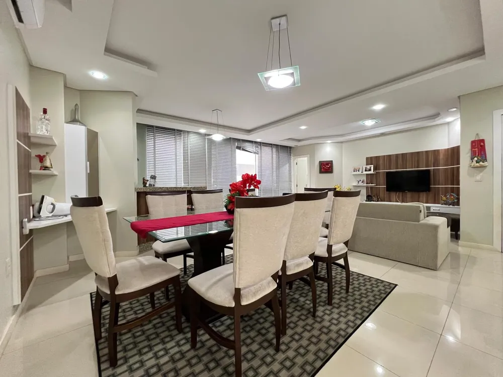Apartamento, 3 quartos, 141 m² - Foto 1
