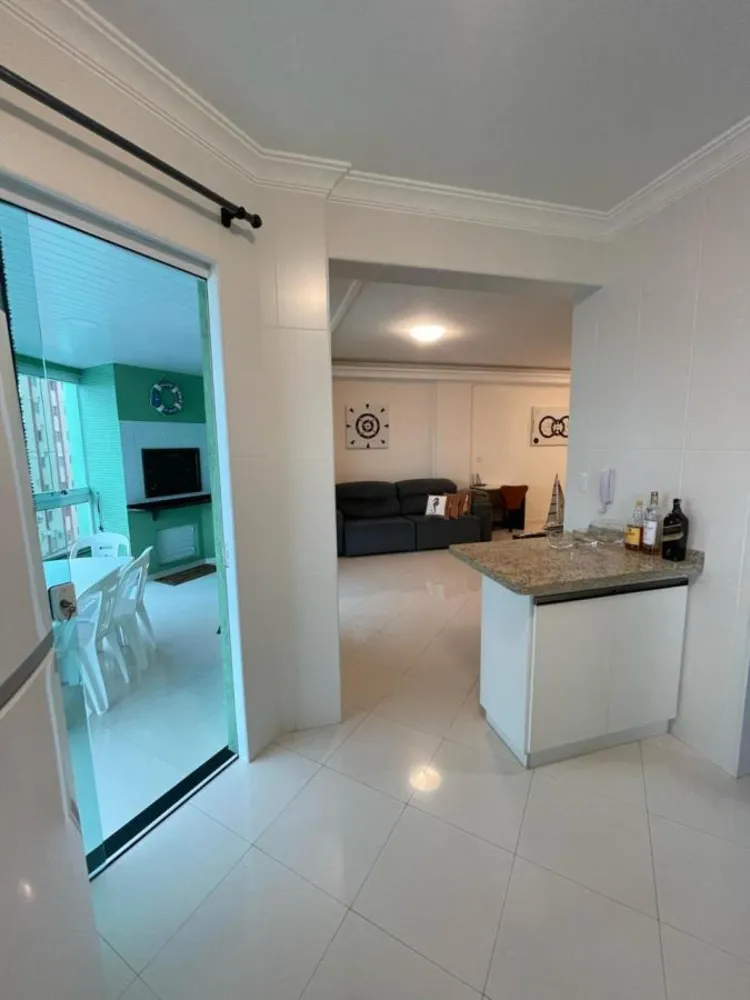 Apartamento, 3 quartos, 130 m² - Foto 3