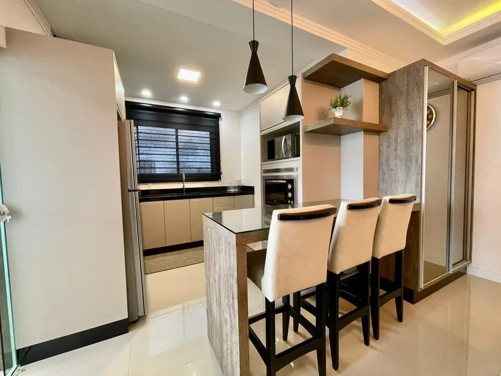 Apartamento, 3 quartos, 120 m² - Foto 2