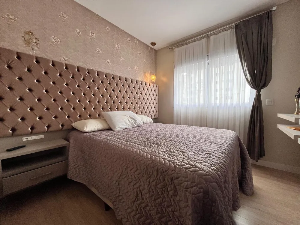 Apartamento, 3 quartos, 178 m² - Foto 2