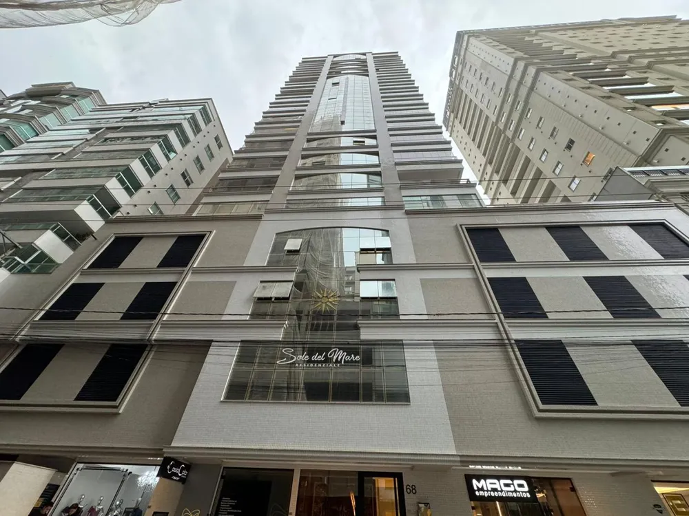 Apartamento, 3 quartos, 140 m² - Foto 1