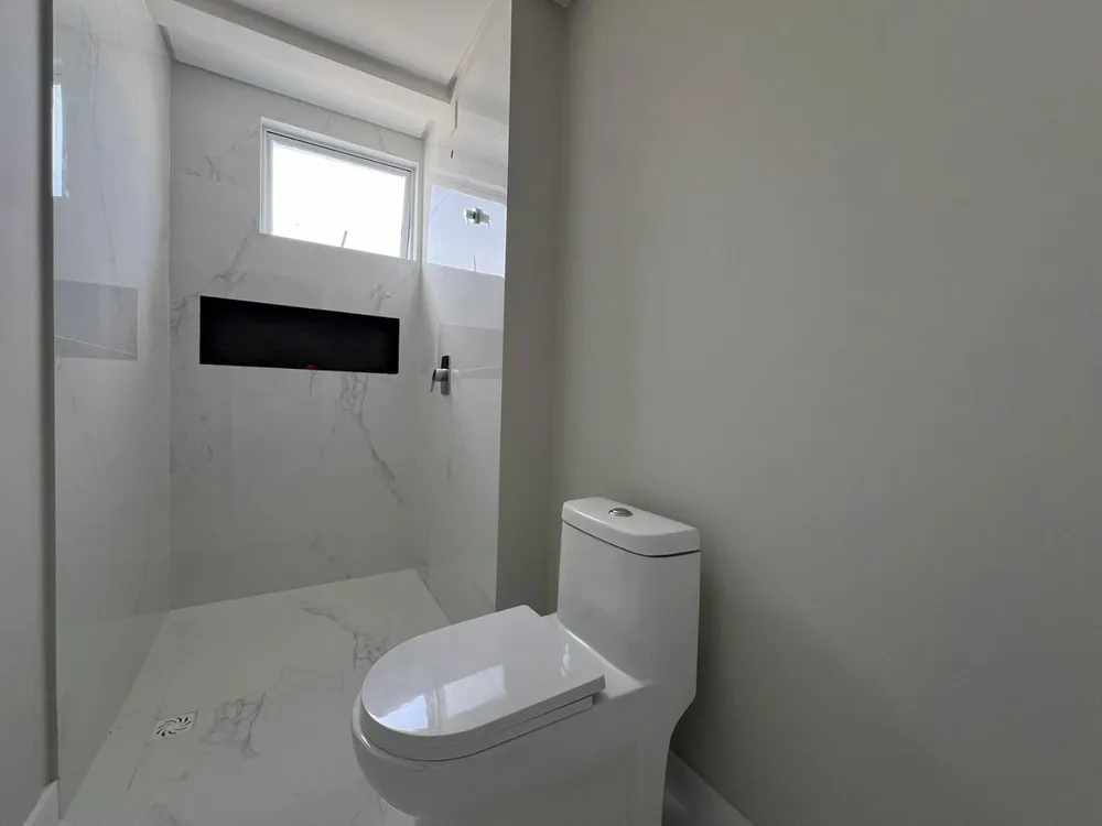 Apartamento, 3 quartos, 130 m² - Foto 2
