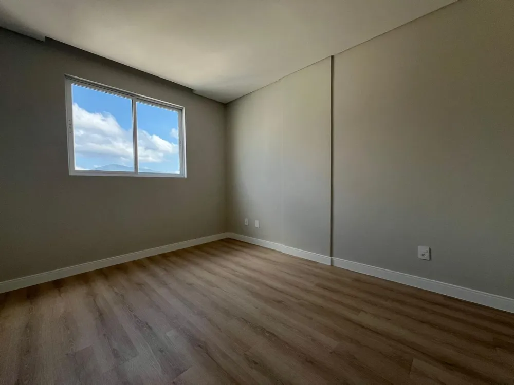 Apartamento, 3 quartos, 130 m² - Foto 3