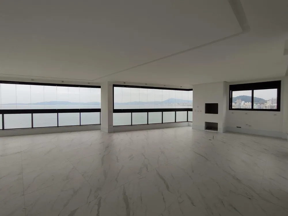 Casa, 4 quartos, 200 m² - Foto 1