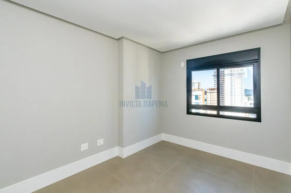 Casa, 4 quartos, 210 m² - Foto 6